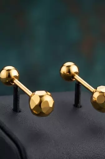Cupid beveled gold plated stud earring