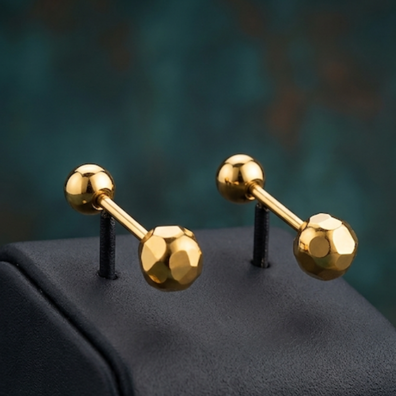Cupid beveled gold plated stud earring