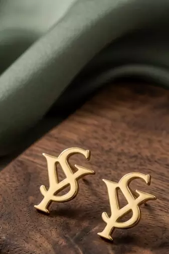 Linked ys gold plated stud earring