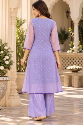 Women’s jaquard buti shimmer silk a-line flared kurta set with bottom 2