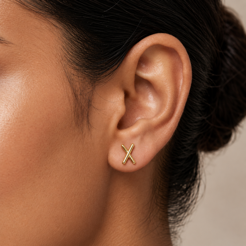 Crossline gold plated stud earring