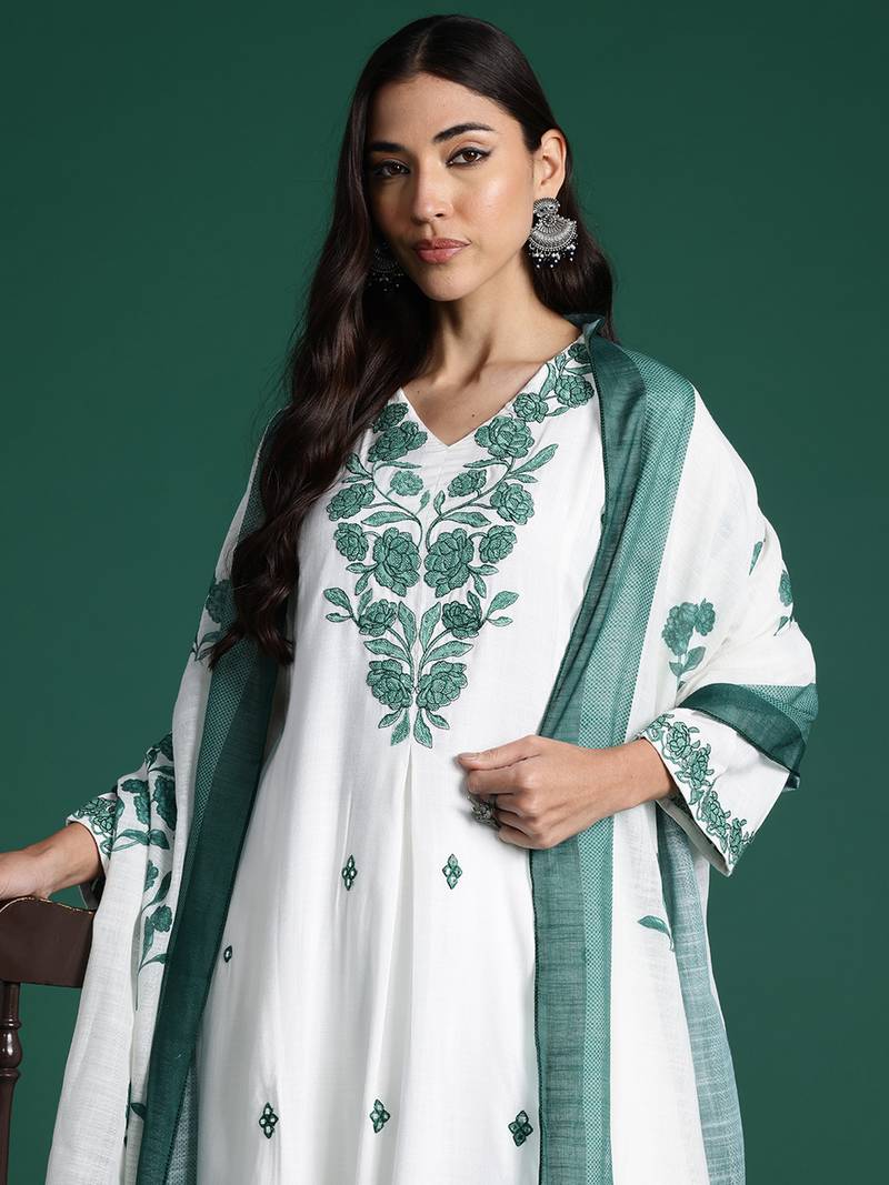 Off white embroidered pure cotton kurta trouser dupatta set