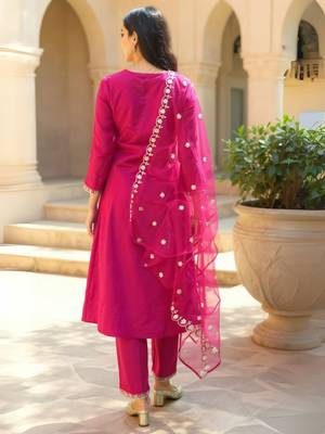 Pink embroidered silk kurta trouser dupatta set 2