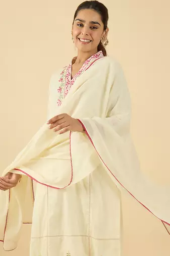 Off white embroidered pure cotton kurta trouser dupatta set