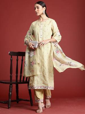 Yellow embroidered linen kurta trouser dupatta set 4