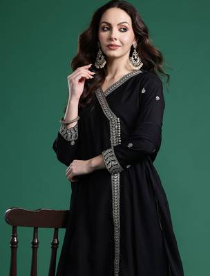 Black embroidered silk kurta trouser dupatta set 1