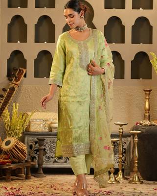 Green embroidered silk kurta trouser dupatta set 3