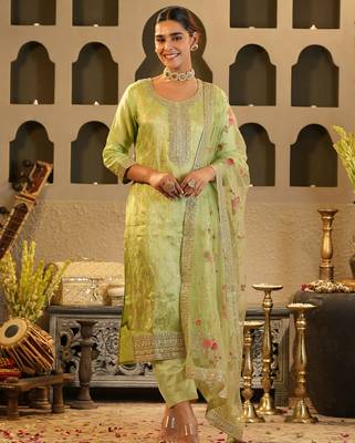 Green embroidered silk kurta trouser dupatta set 4