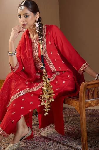 Red embroidered silk kurta trouser dupatta set