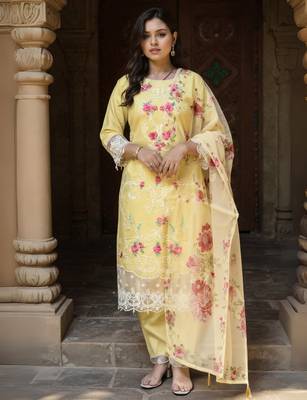 Yellow embroidered silk kurta trouser dupatta set 4