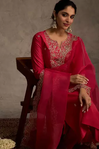 Pink embroidered liva kurta trouser dupatta set