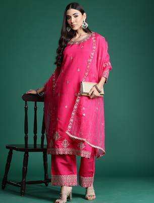 Magenta embroidered silk kurta trouser dupatta set 4