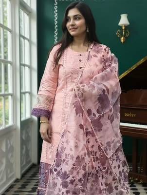 Pink embroidered silk kurta trouser dupatta set 1