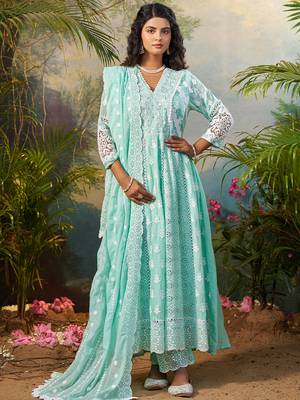 Green embroidered pure cotton kurta trouser dupatta set 4