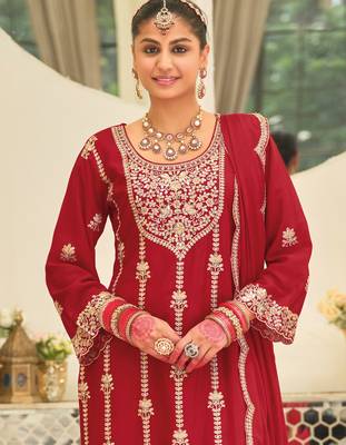 Red embroidered chinon kurta trouser dupatta set 1
