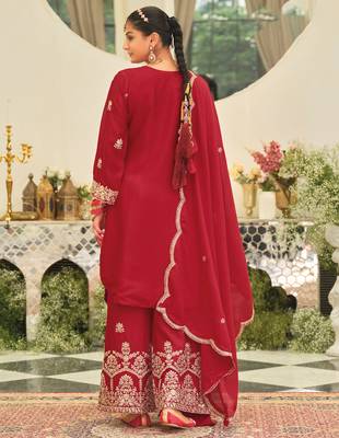 Red embroidered chinon kurta trouser dupatta set 2