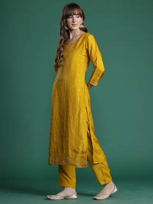 Yellow embroidered silk kurta trouser dupatta set 3