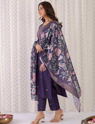 Purple embroidered silk kurta trouser dupatta set 3