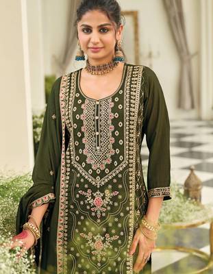 Green embroidered silk kurta trouser dupatta set 1
