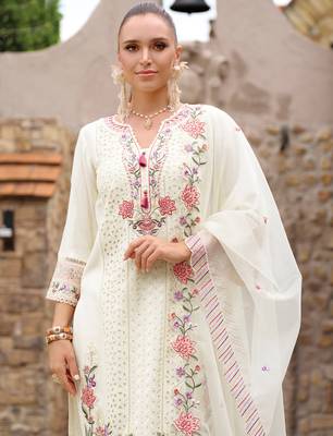Off white embroidered silk kurta trouser dupatta set 1