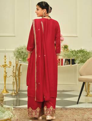 Red embroidered silk kurta trouser dupatta set 2