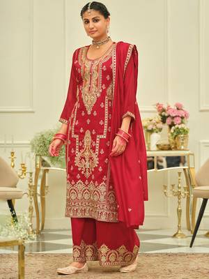 Red embroidered silk kurta trouser dupatta set 3