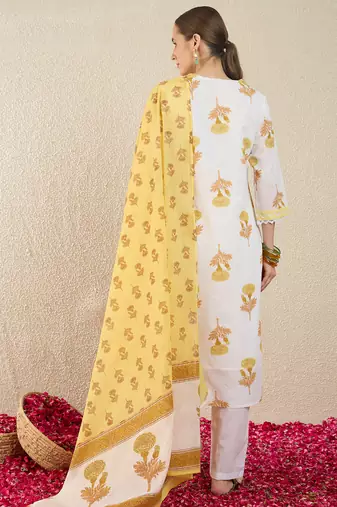 Off white printed pure cotton kurta trouser dupatta set