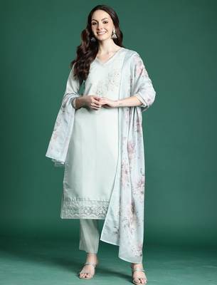 Sea green embroidered silk kurta trouser dupatta set 4