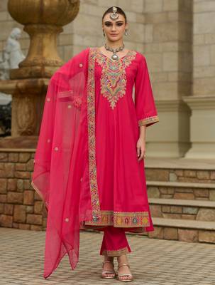 Pink embroidered silk kurta trouser dupatta set 3