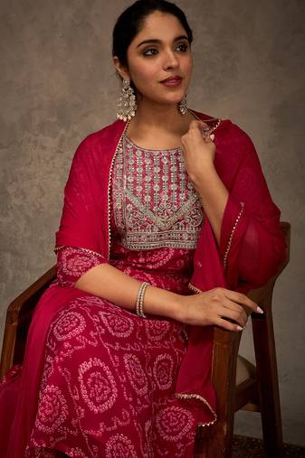 Pink printed georgette kurta trouser dupatta set