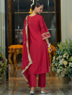 Maroon embroidered silk kurta trouser dupatta set 2