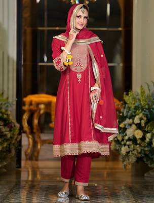 Maroon embroidered silk kurta trouser dupatta set 3