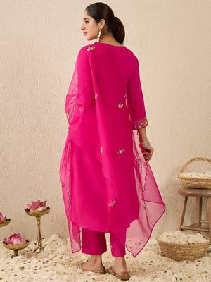 Pink embroidered silk kurta trouser dupatta set 2