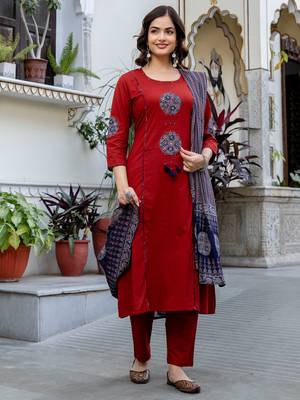 Orange printed pure cotton kurta trouser dupatta set 3