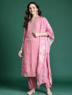 Pink embroidered silk kurta trouser dupatta set 4