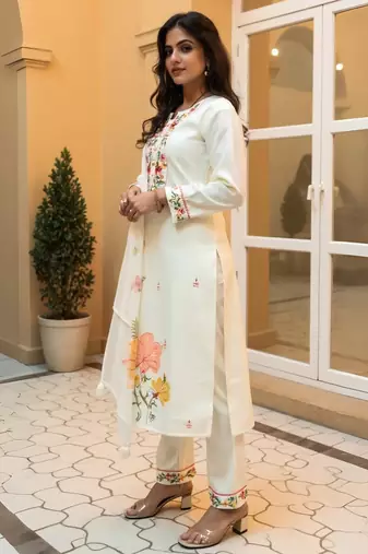 Off white embroidered pure cotton kurta trouser dupatta set