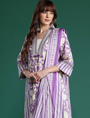 Lavender printed pure cotton kurta trouser dupatta set 1