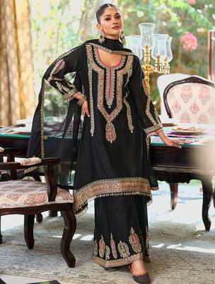 Black embroidered chinon kurta trouser dupatta set 4