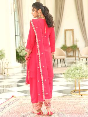Red embroidered chinon kurta trouser dupatta set 2