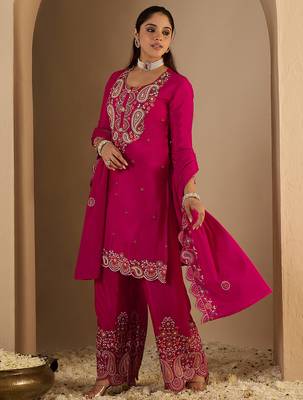 Pink embroidered chinon kurta trouser dupatta set 3