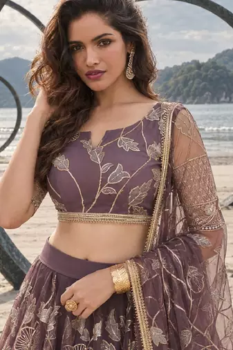 DUSTY ONION NET THREAD WITH ZARI AND SEQUINCE WORK FESTIVE LEHENGA CHOLI SET FOR WOMEN'S