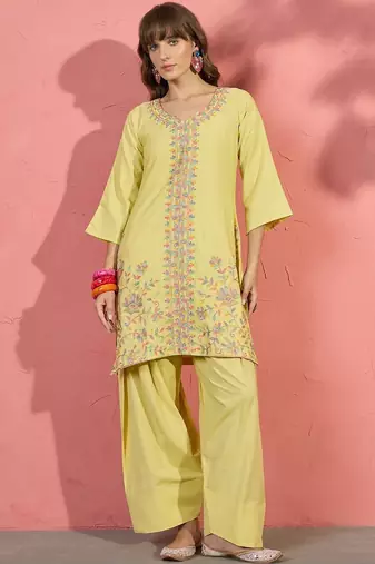 women floral embroidered thread work kurta with farshi salwar and dupatta
