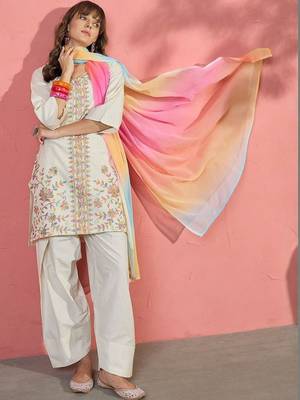 women floral embroidered thread work kurta with farshi salwar and dupatta 1