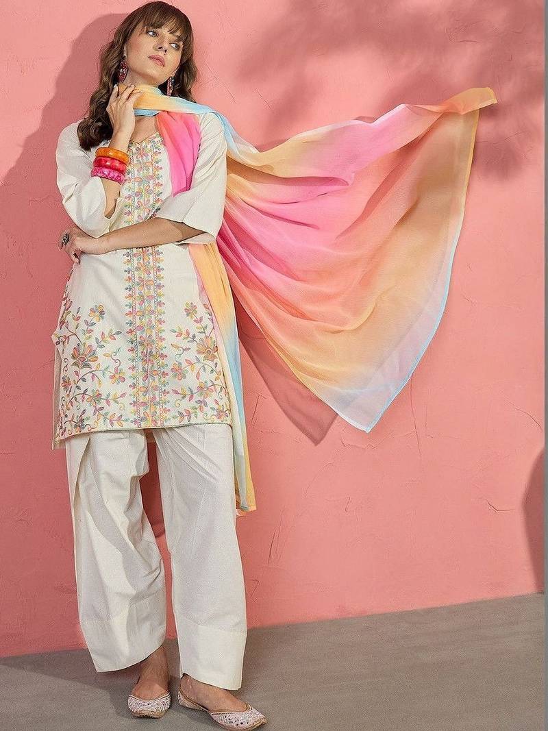 women floral embroidered thread work kurta with farshi salwar and dupatta