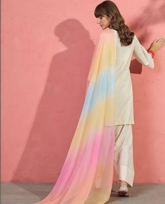 women floral embroidered thread work kurta with farshi salwar and dupatta 7