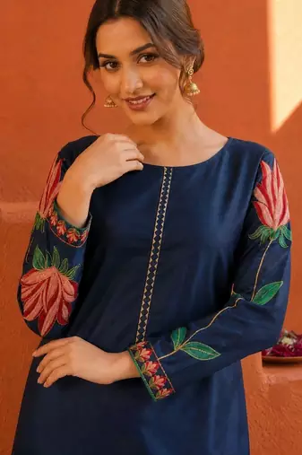 women floral embroidered regular thread work kurta with patiala