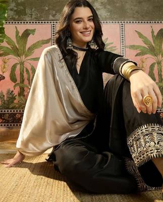 women cotton embroidered straight kurta and farshi salwar with dupatta set 2