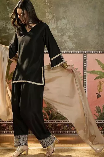 women cotton embroidered straight kurta and farshi salwar with dupatta set
