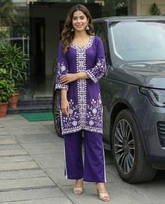 women ethnic motifs embroidered regular thread work kurta with palazzos 2