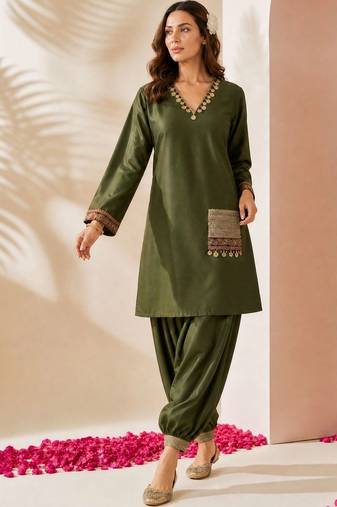 women ethnic motifs embroidered regular thread work kurta with patiala